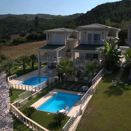 Palms Luxury Greek Villas 2 * Χανιώτη