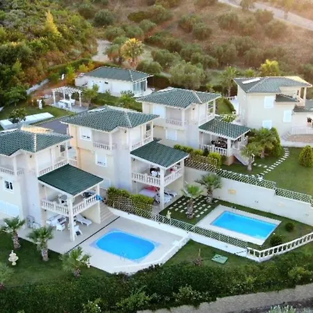 Palms Luxury Greek Villas 2 Daire *
