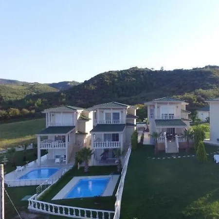 Palms Luxury Greek Villas 2 Daire *