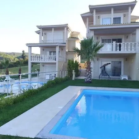 Palms Luxury Greek Villas 2 Daire *