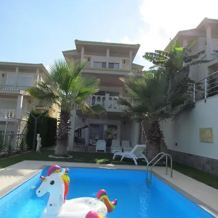 Palms Luxury Greek Villas 2