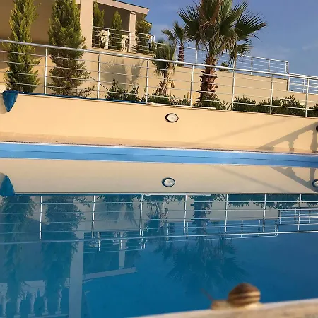 Palms Luxury Greek Villas 2 *
